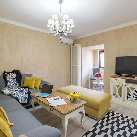 The Ego House At Vitoshka Street *